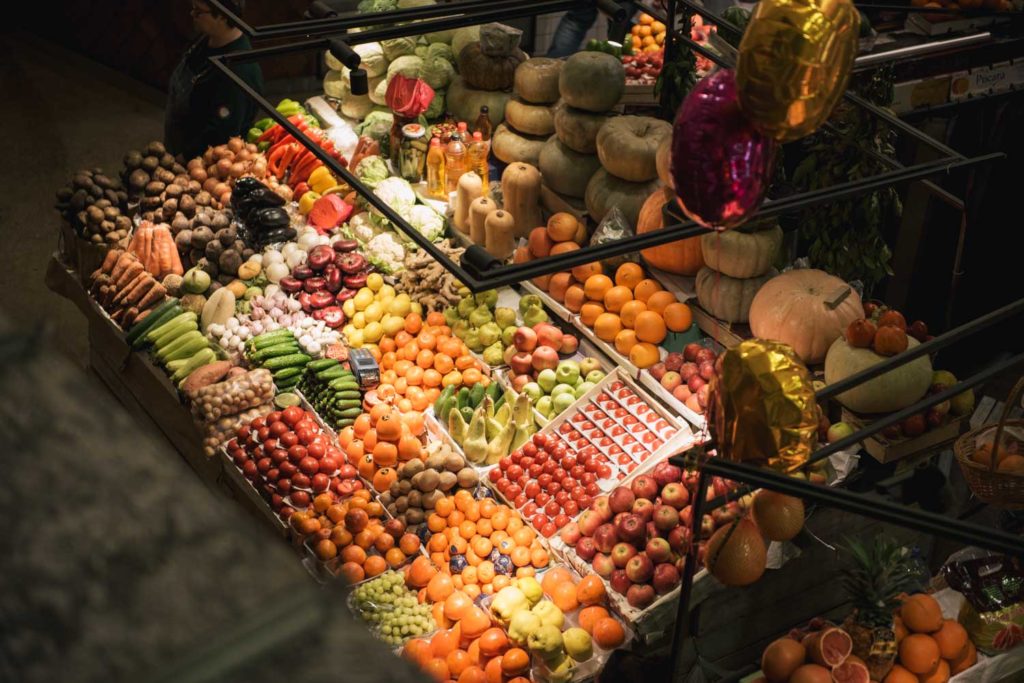 Даниловский рынок, Москва - овощи, фрукты. GentleGrey