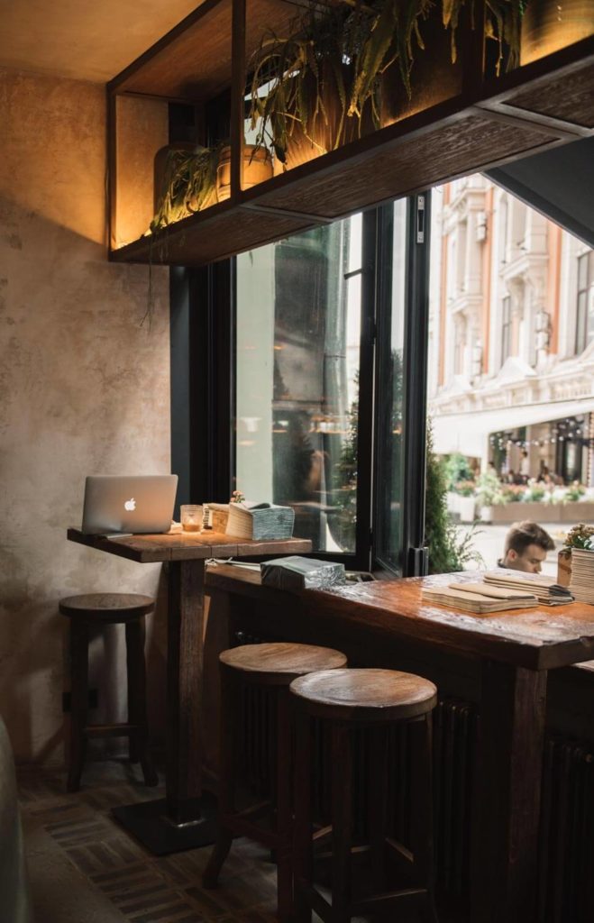 Dante - Kitchen & Bar - интерьер, столы. GentleGrey